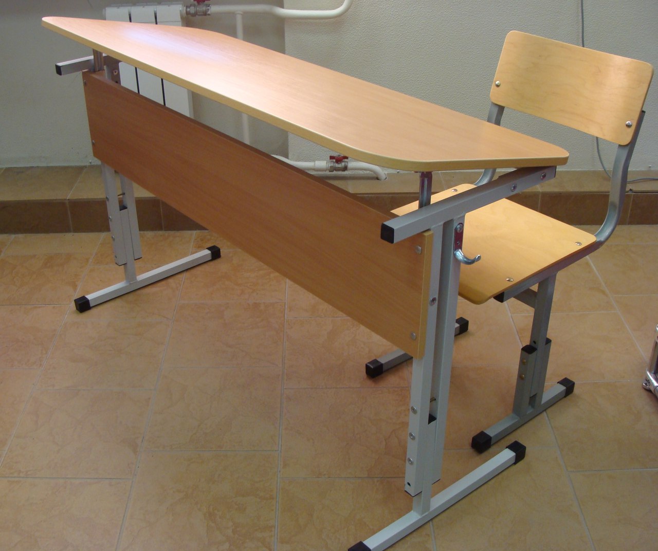 стол ученический двухместный регулируемый по высоте 3 5